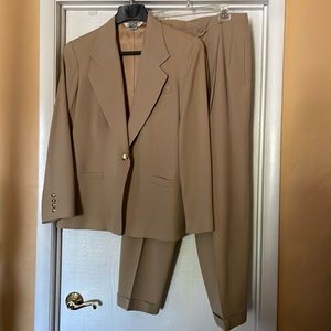 Austin Reed Wool Pant Suit 18W